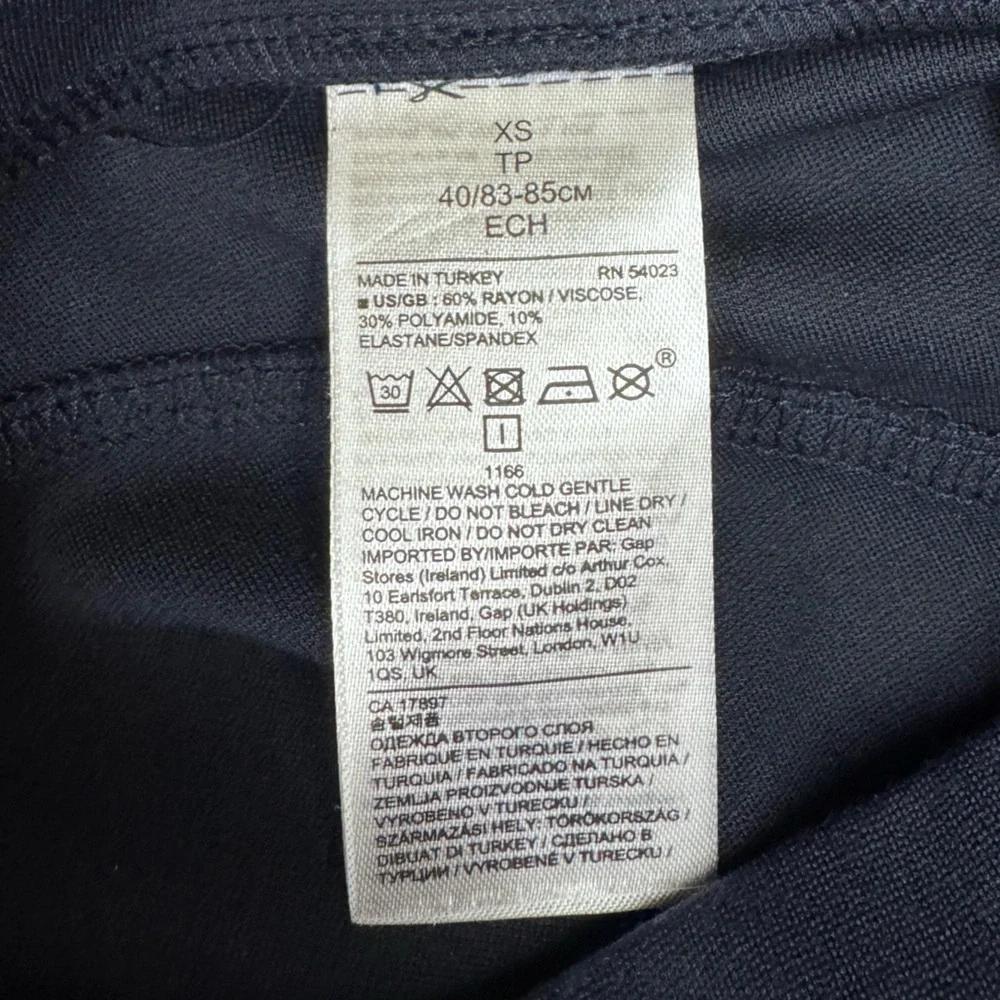 Banana Republic Black Leggings - Picture 4 of 7